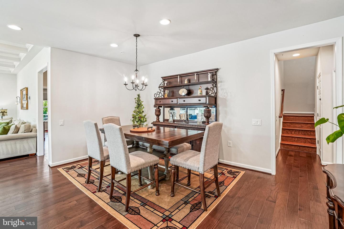 FREDERICKSBURG, Virginia, 22406, United States, 4 Bedrooms Bedrooms, ,4 BathroomsBathrooms,Residential,For Sale,1988261