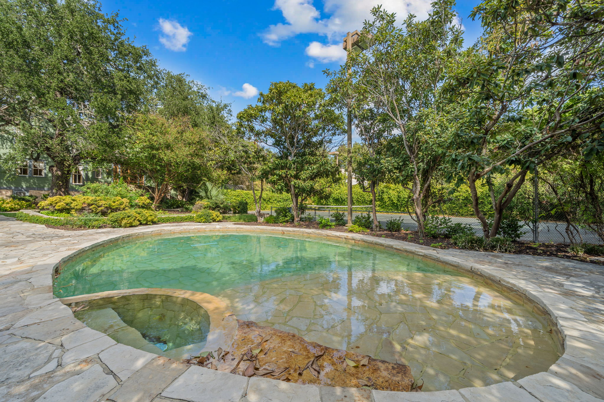 San Marcos, Texas, 78666, United States, 3 Bedrooms Bedrooms, ,4 BathroomsBathrooms,Residential,For Sale,1981922