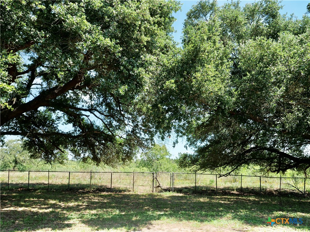 4410 FM 1115, Flatonia, Texas, 78959, United States, 3 Bedrooms Bedrooms, ,2 BathroomsBathrooms,Residential,For Sale,4410 FM 1115,1622002