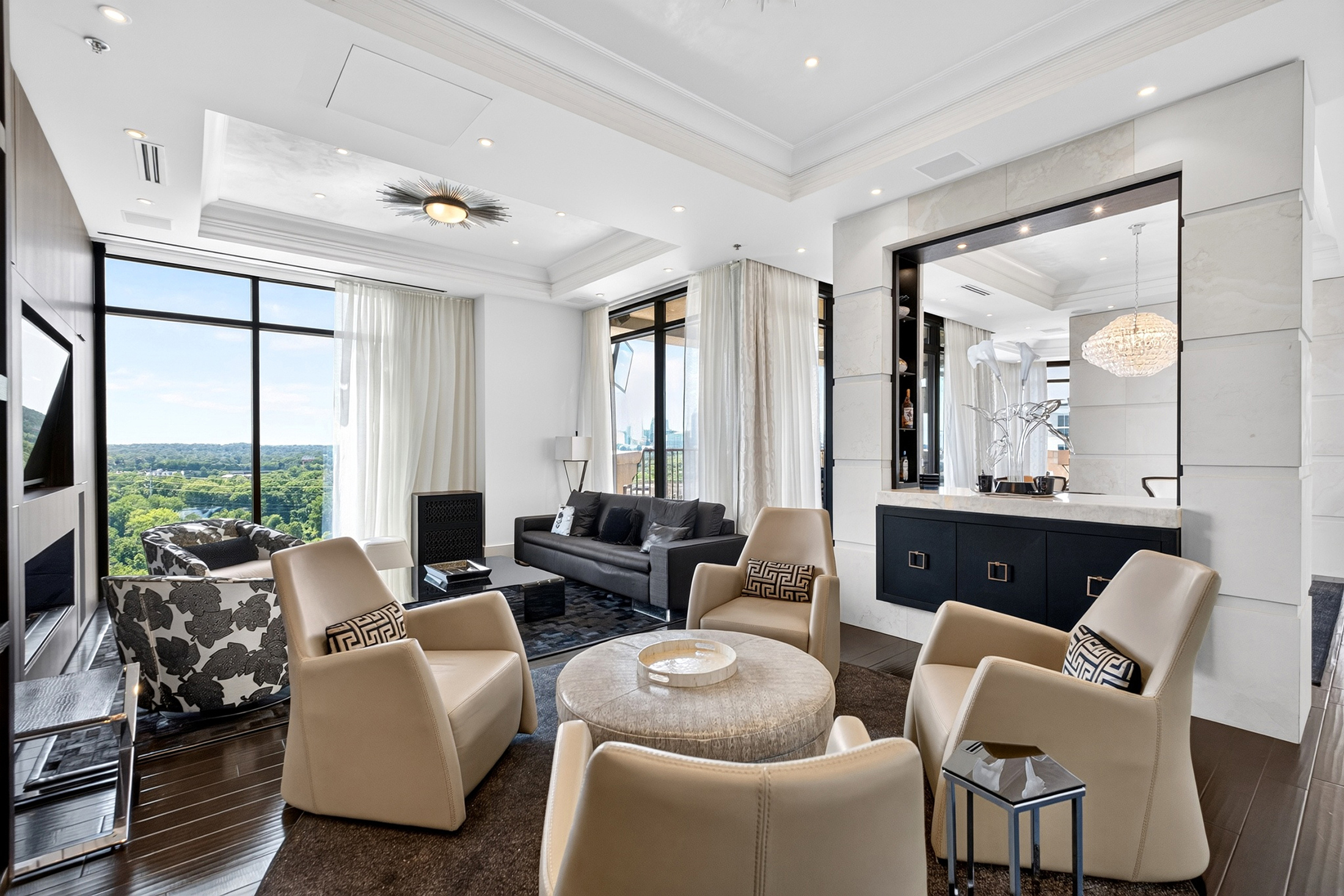 Extraordinary Penthouse with Skyline Views, Perfectly Situated on Peachtree - 物件實景