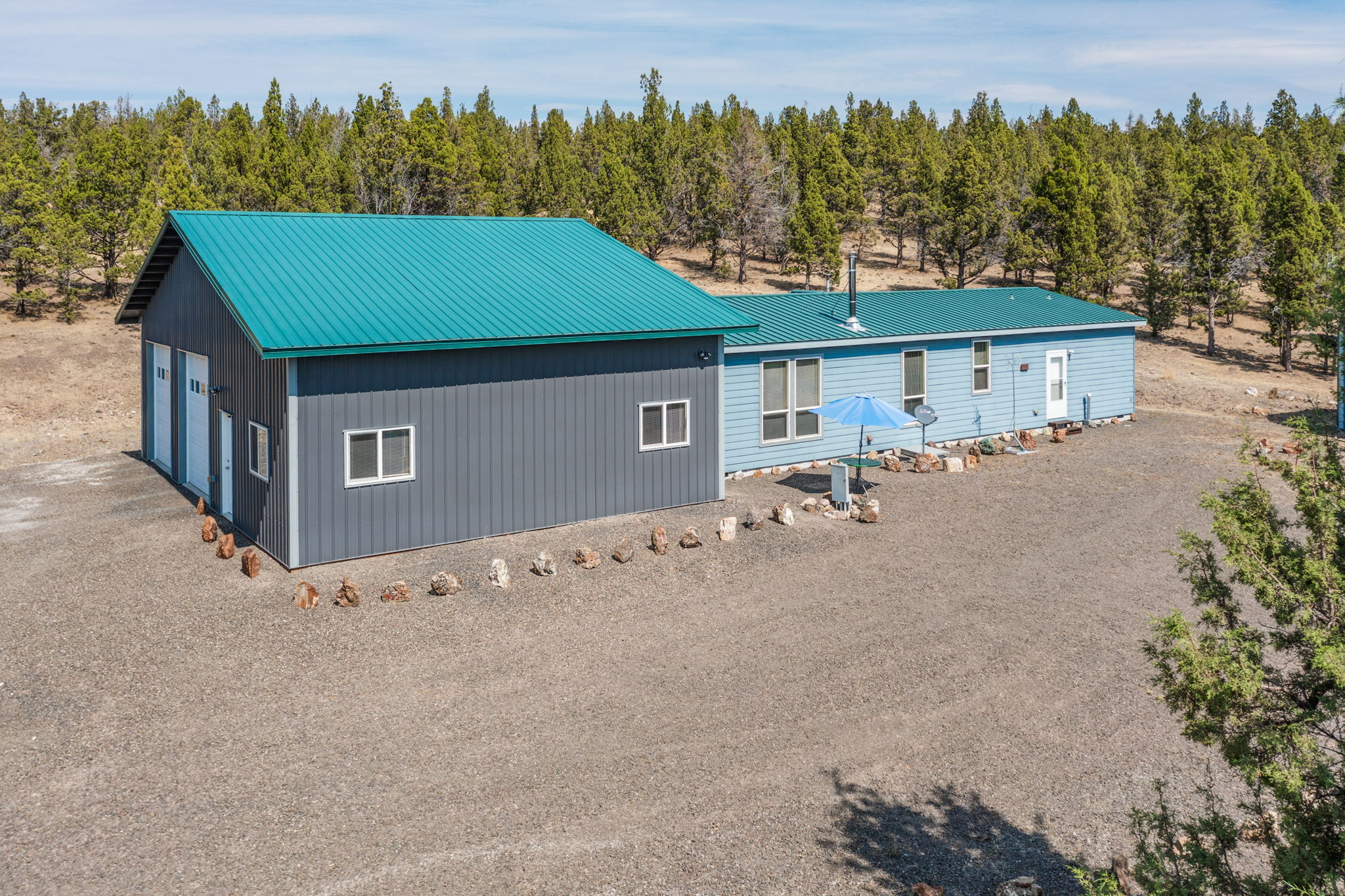 Prineville, Oregon, 97754, United States, 3 Bedrooms Bedrooms, ,2 BathroomsBathrooms,Residential,For Sale,1941697