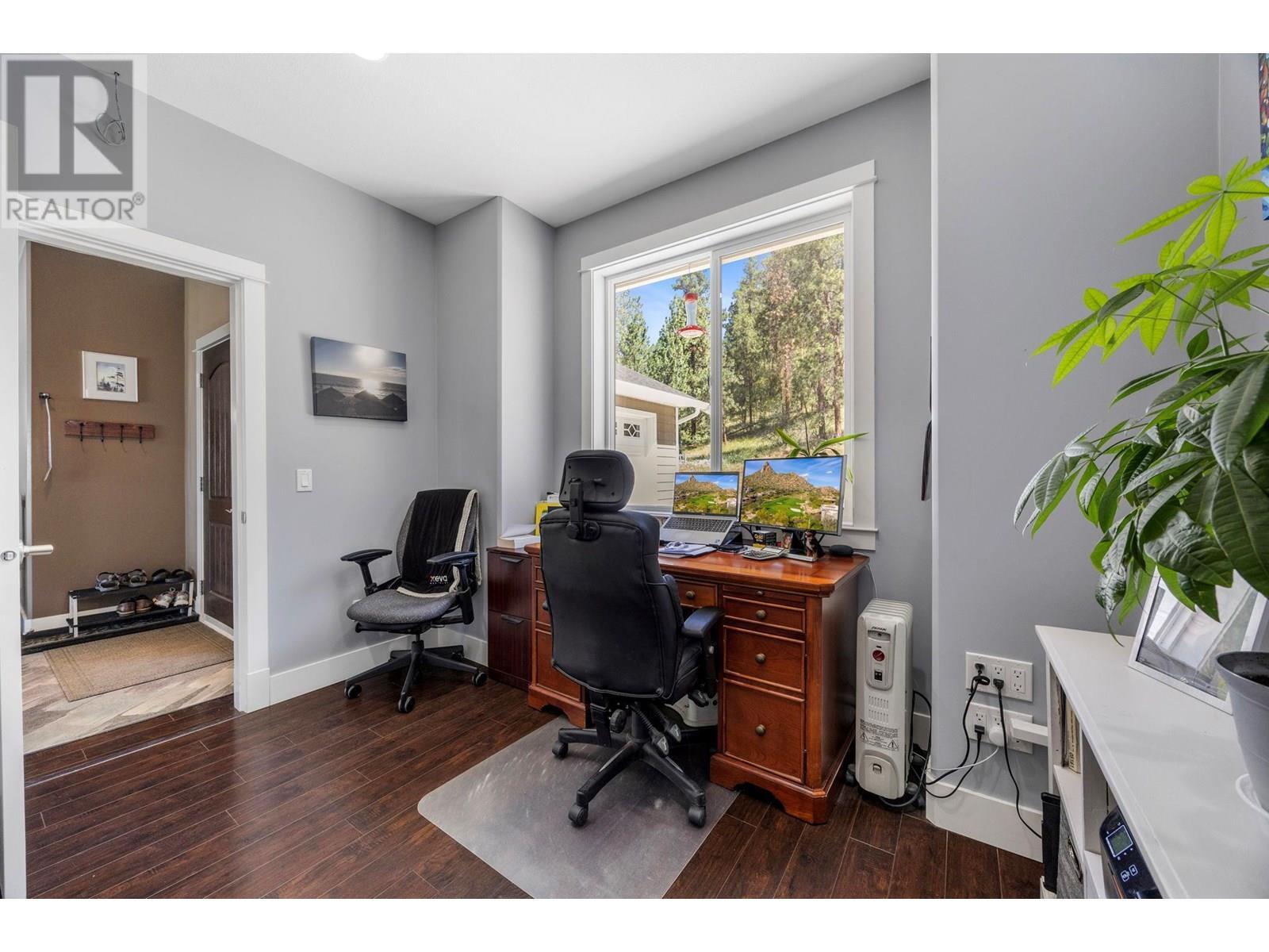 KELOWNA, British Columbia, V1X 7V3, CA, 4 Bedrooms Bedrooms, ,2 BathroomsBathrooms,Residential,For Sale,1948769