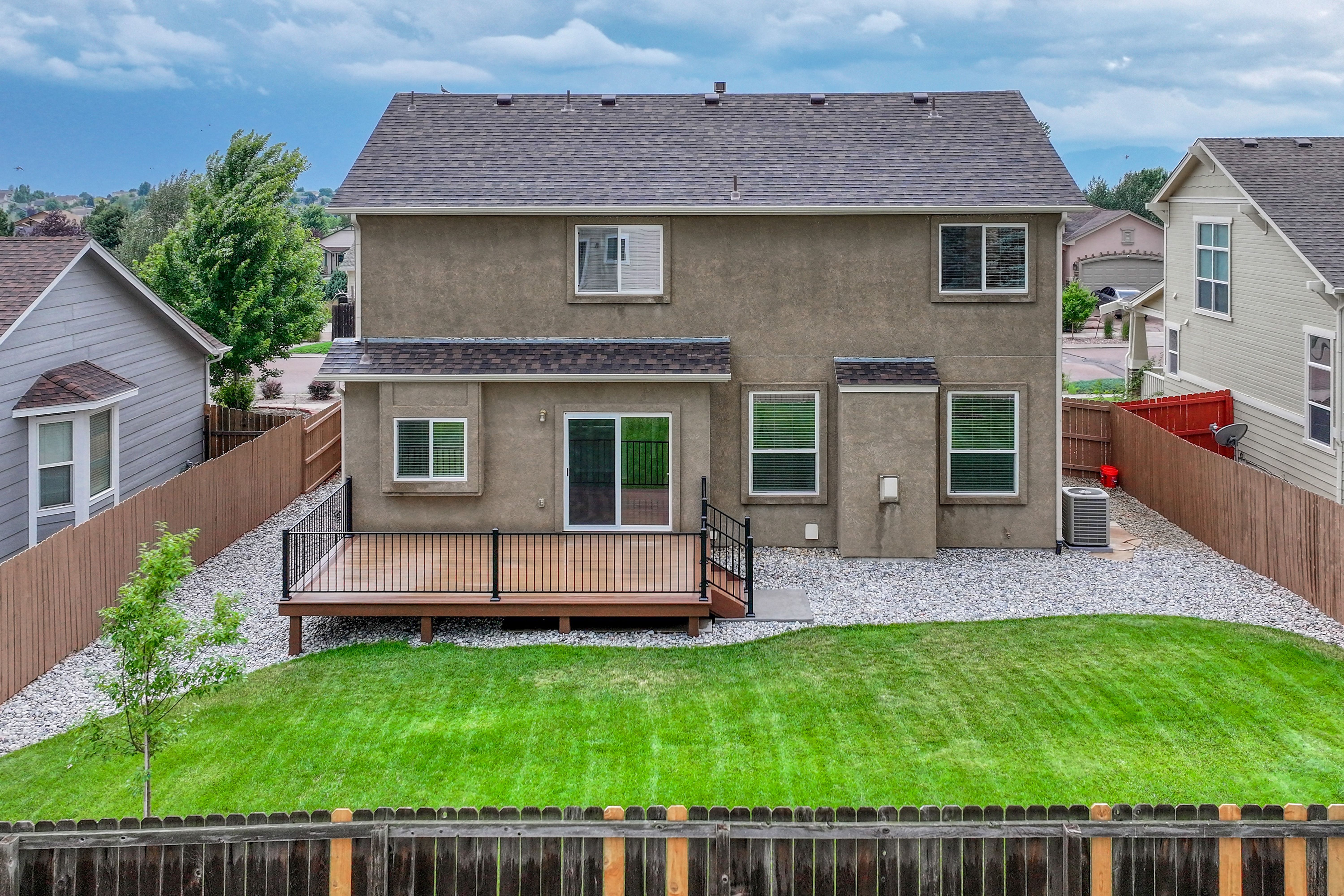  Move-In Ready Upgraded 5-Bed Gem - 物件實景