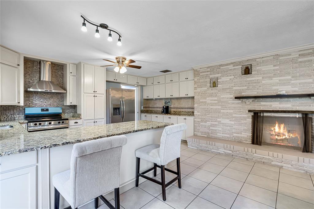 Geneva, Florida, 32732, United States, 3 Bedrooms Bedrooms, ,2 BathroomsBathrooms,Residential,For Sale,1897642