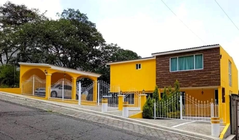 Boulevard Condado de Sayavedra, atizapan de zaragoza, Estado de México, 52938, Mexico, 4 Bedrooms Bedrooms, ,5 BathroomsBathrooms,Residential,For Sale,Boulevard Condado de Sayavedra,1444687