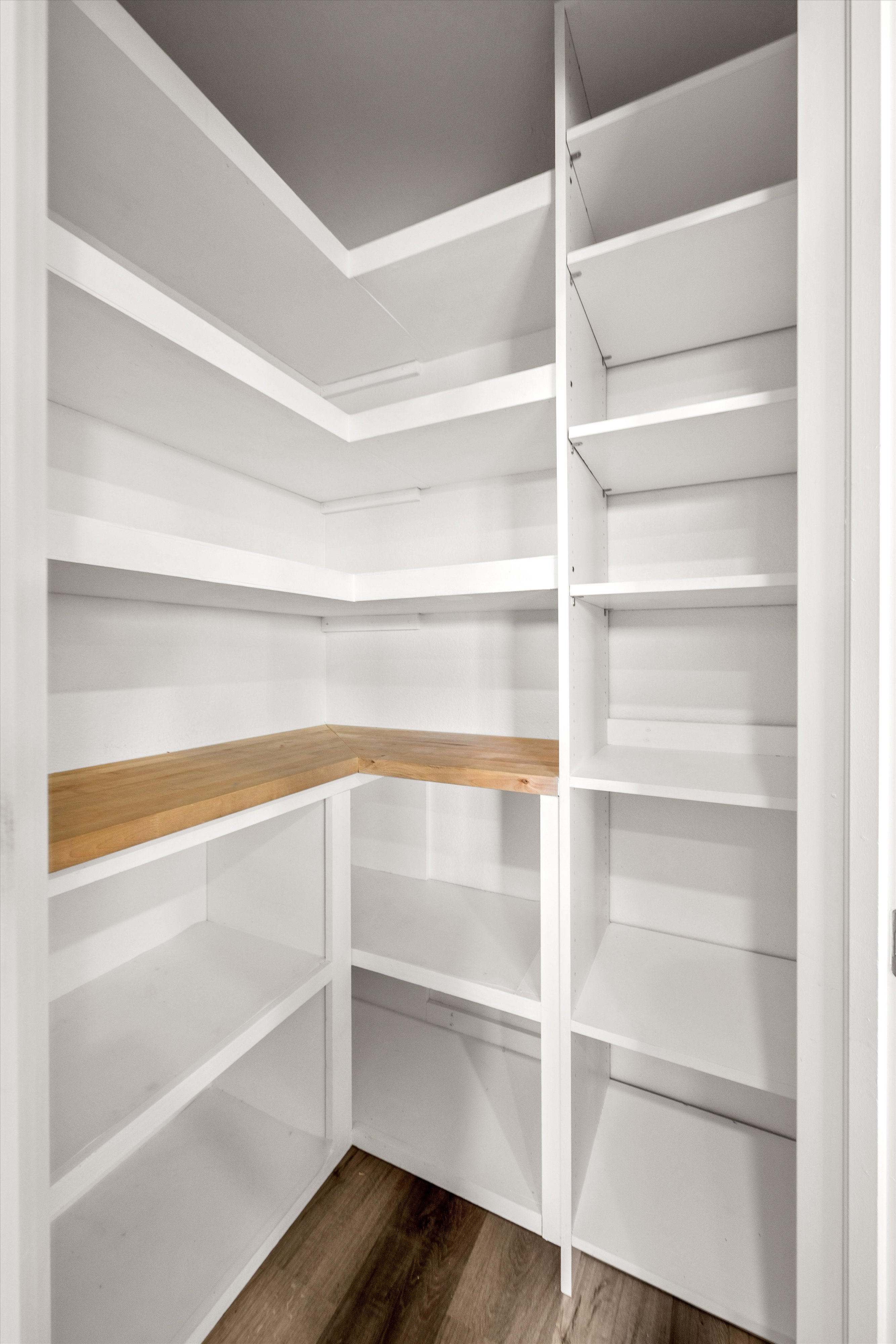  Move-In Ready, with Thoughtful and Unique Design Features - 物件實景