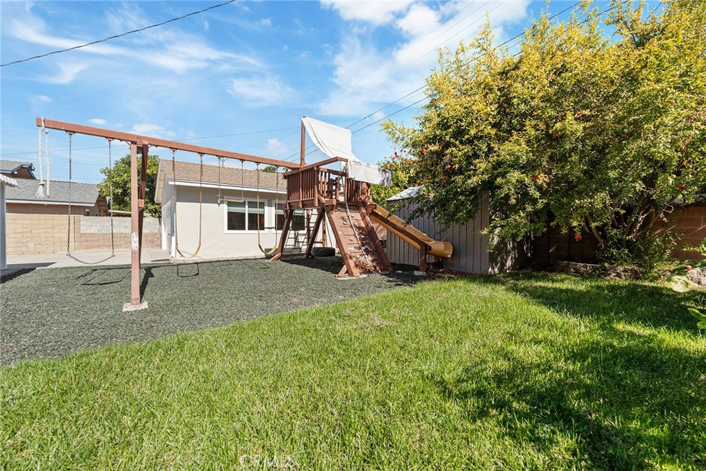 Buena Park, California, 90620, United States, 4 Bedrooms Bedrooms, ,2 BathroomsBathrooms,Residential,For Sale,1987993