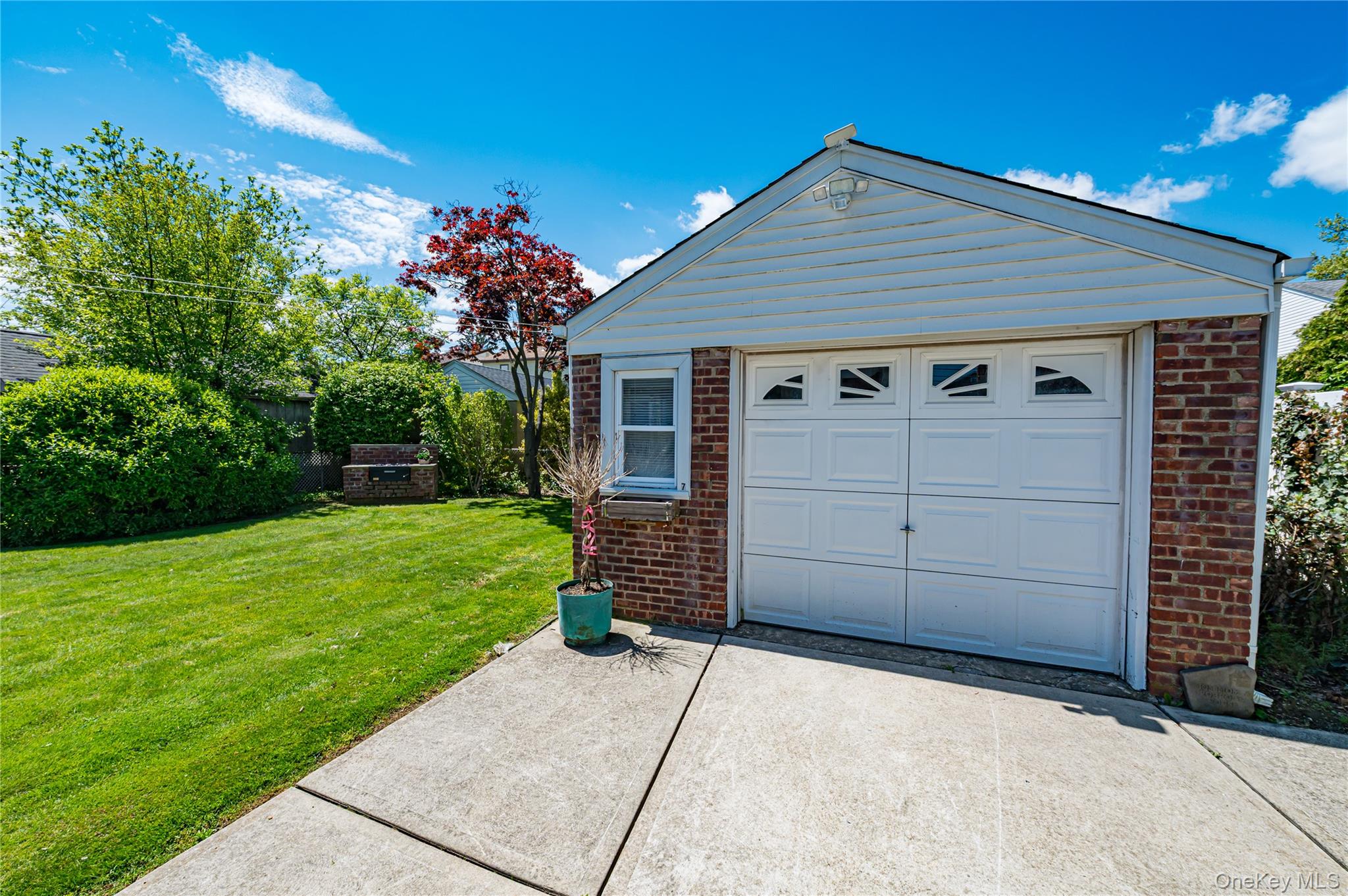  375 Latham Road, Mineola, NY, 11501 - 物件實景