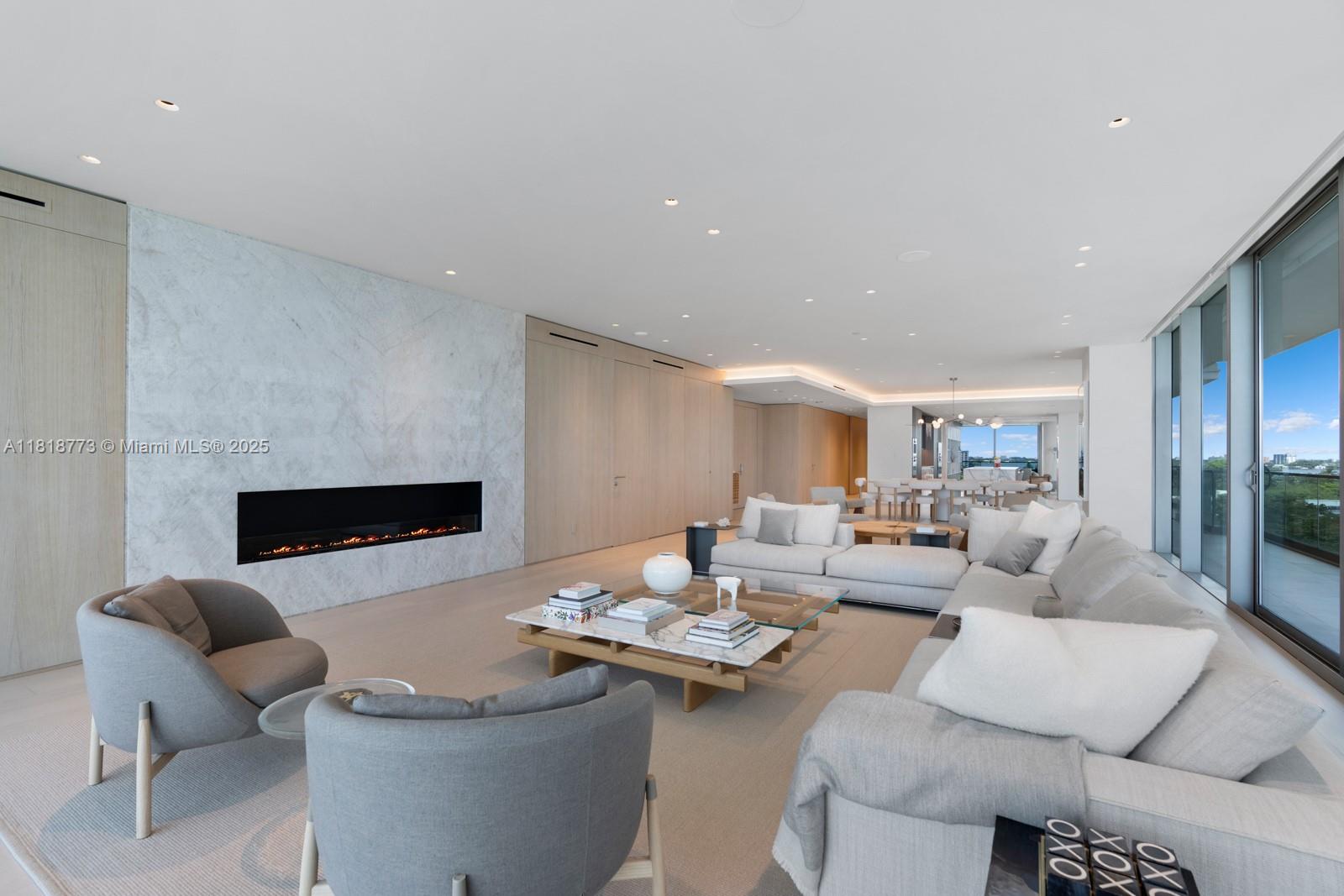 Bal Harbour, Florida, 33154, United States, 4 Bedrooms Bedrooms, ,4 BathroomsBathrooms,Residential,For Sale,1891515