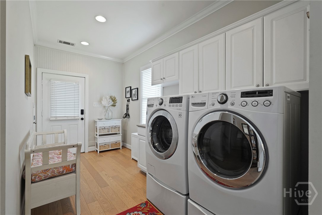 Savannah, Georgia, 31406, United States, 4 Bedrooms Bedrooms, ,4 BathroomsBathrooms,Residential,For Sale,1836812