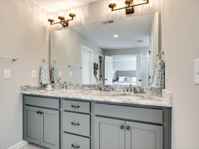 Belmont, South Carolina, 28012, United States, 3 Bedrooms Bedrooms, ,3 BathroomsBathrooms,Residential,For Sale,1870259