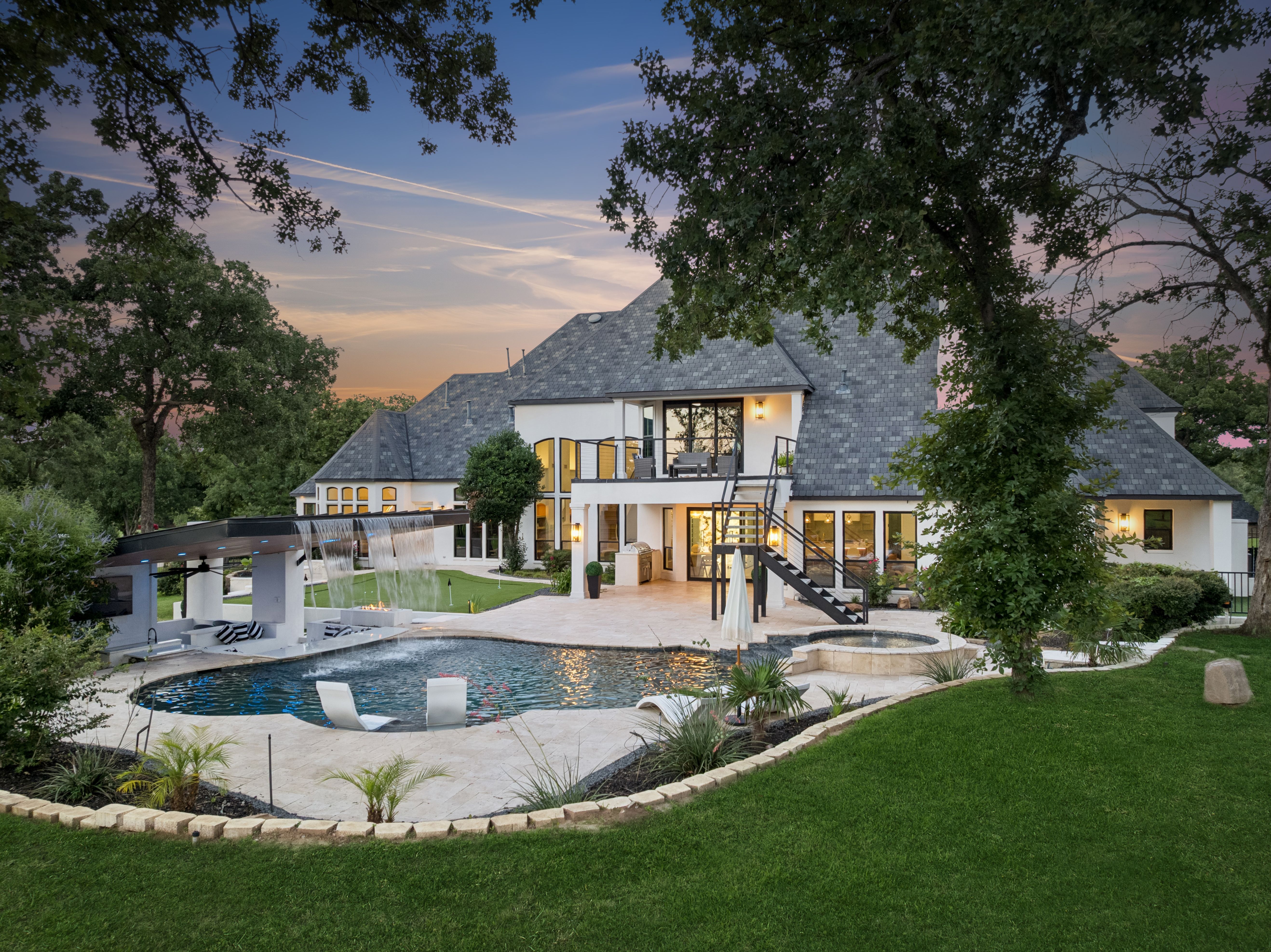  6001 Pine Valley Drive - 物件實景