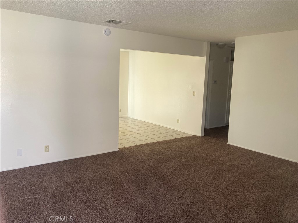 Apple Valley, California, 92308, United States, ,Residential,For Sale,1943330