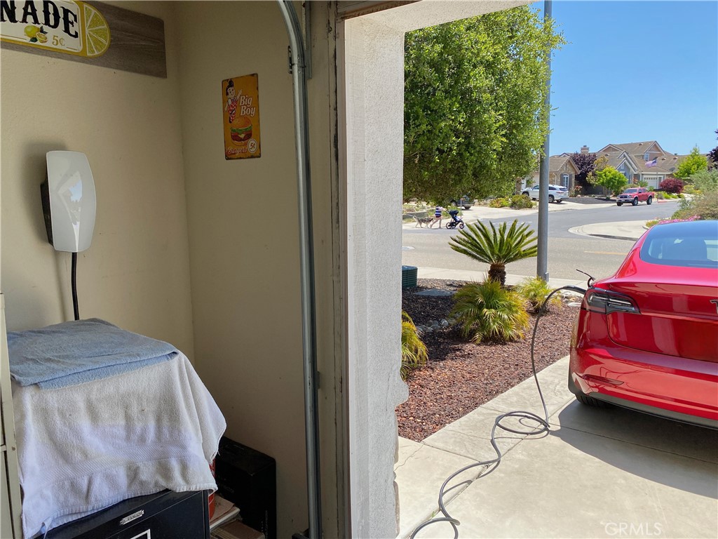 Lompoc, California, 93436, United States, 4 Bedrooms Bedrooms, ,3 BathroomsBathrooms,Residential,For Sale,2030840