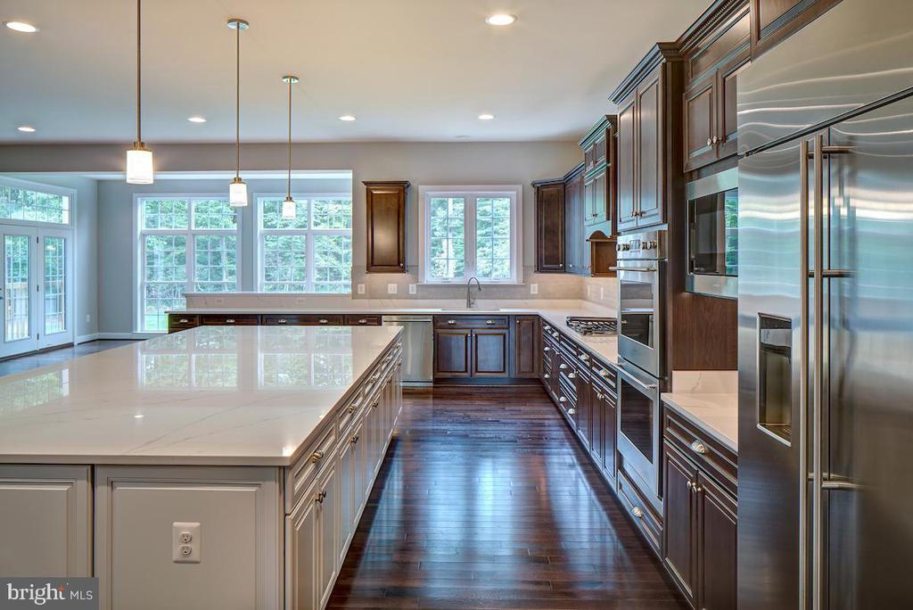 4627 Fairfax Manor Court, Chantilly, Virginia, 20151, United States, 4 Bedrooms Bedrooms, ,6 BathroomsBathrooms,Residential,For Sale,4627 Fairfax Manor Court,1430210