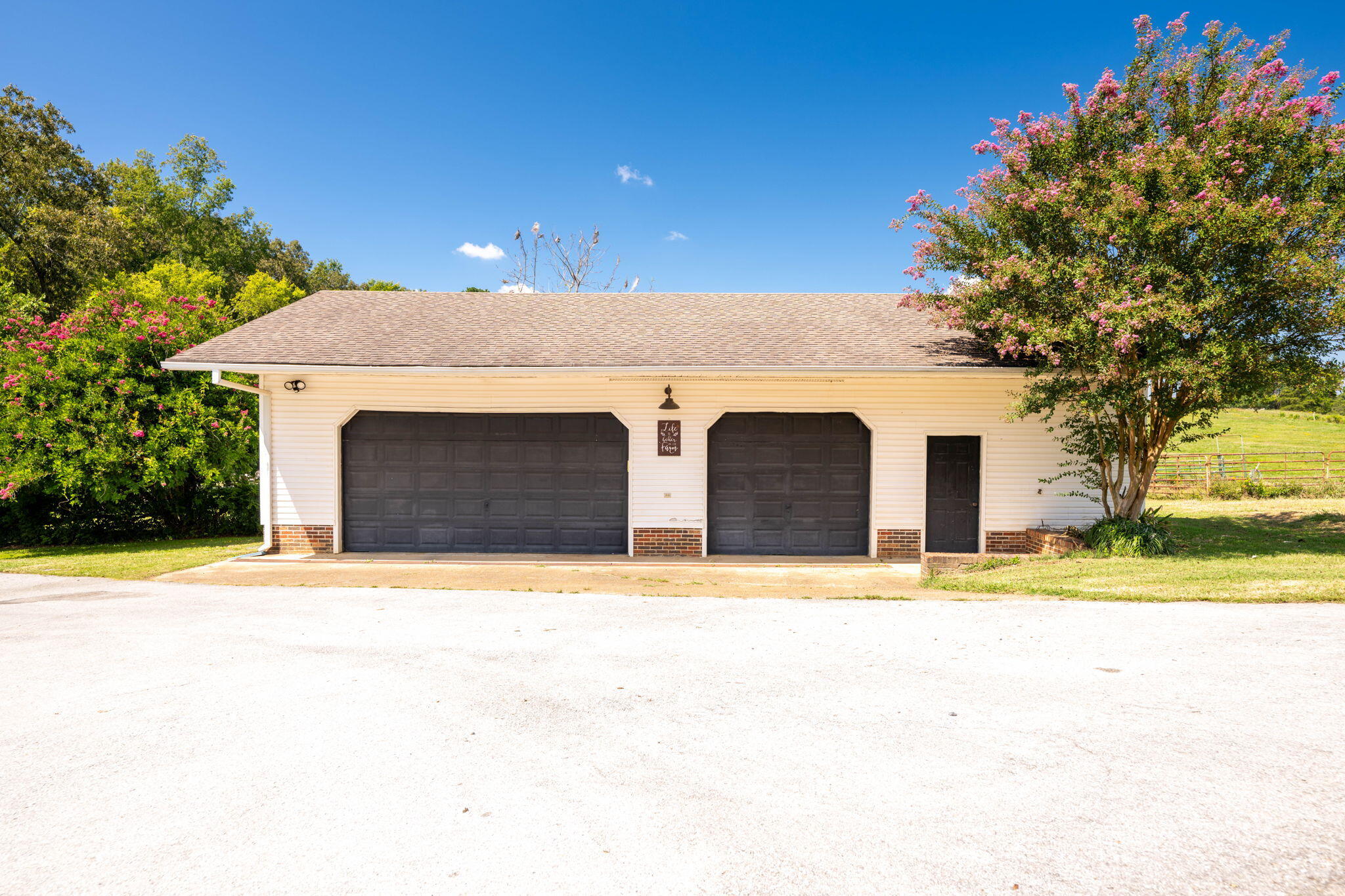 Harrison, Tennessee, 37341, United States, 4 Bedrooms Bedrooms, ,4 BathroomsBathrooms,Residential,For Sale,1951177