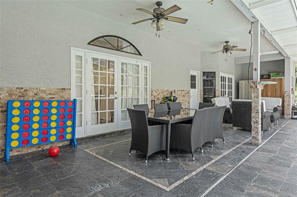 Orlando, Florida, 32829, United States, 4 Bedrooms Bedrooms, ,3 BathroomsBathrooms,Residential,For Sale,1926455