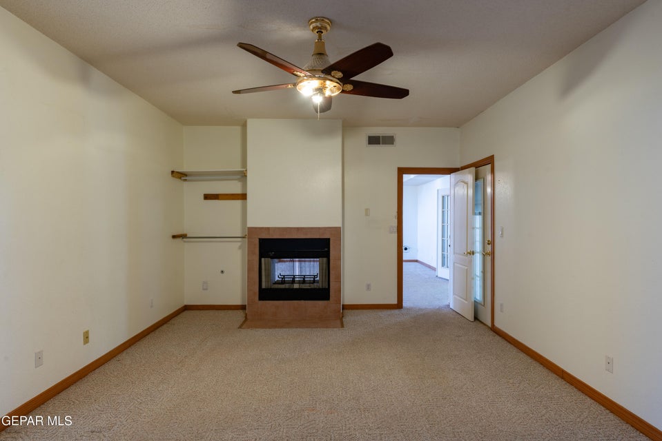 El Paso, Texas, 79934, United States, 4 Bedrooms Bedrooms, ,4 BathroomsBathrooms,Residential,For Sale,1978483