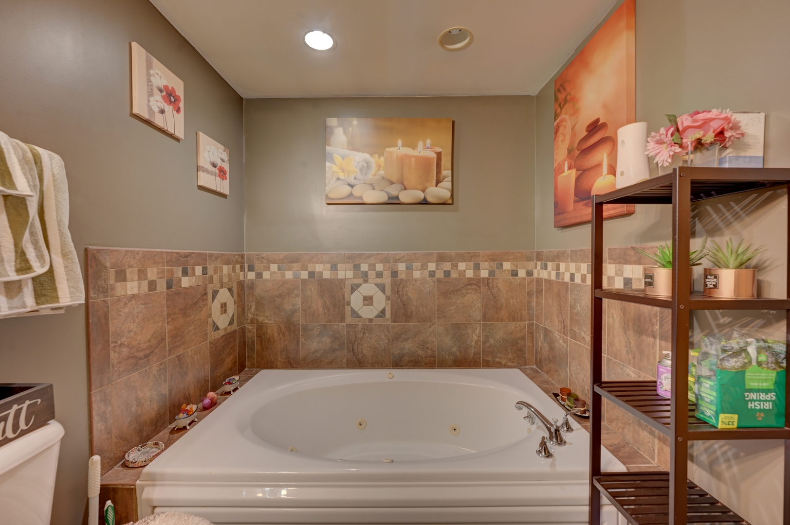 River Grove, Illinois, 60171, United States, 5 Bedrooms Bedrooms, ,4 BathroomsBathrooms,Residential,For Sale,2002992