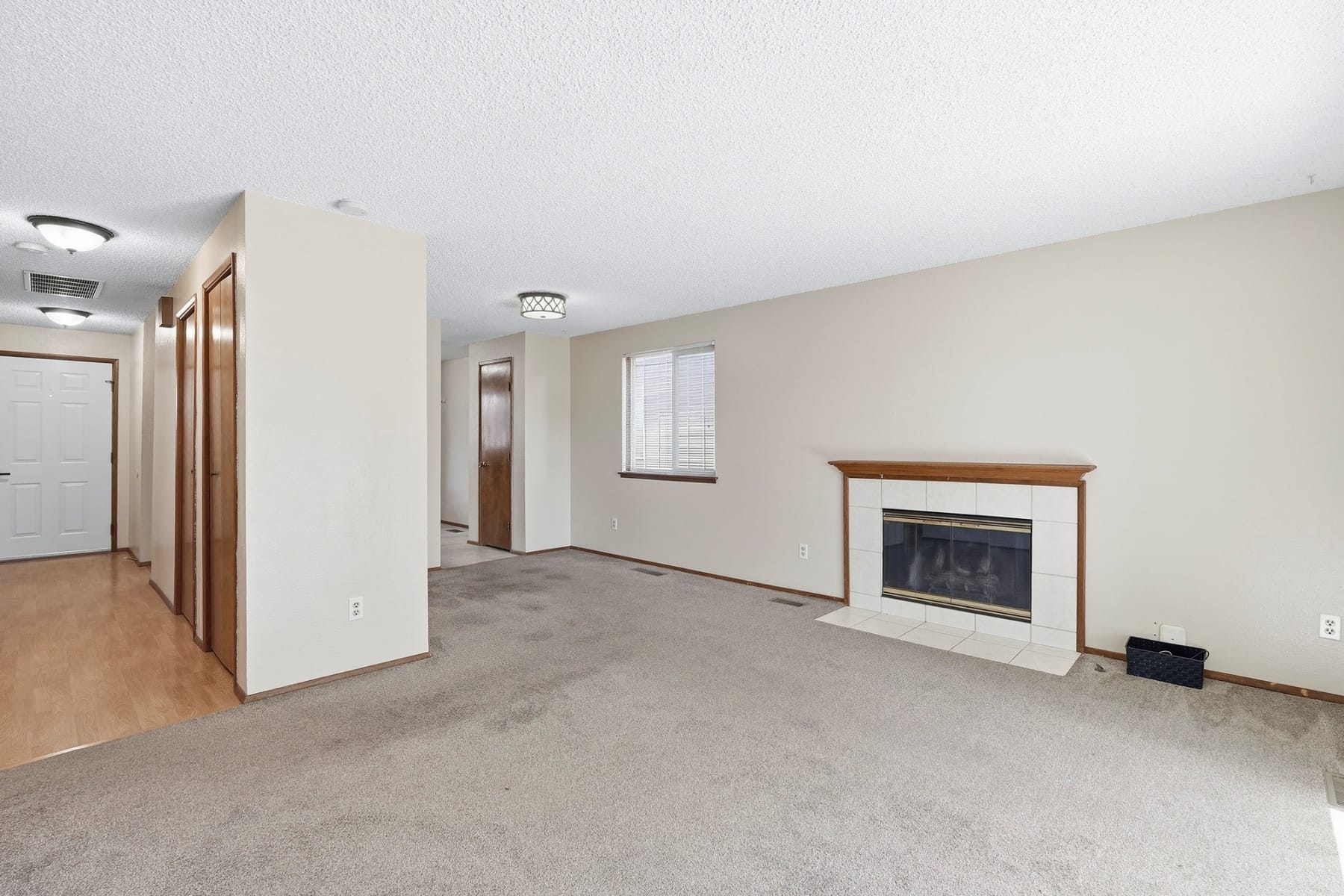  2986 SE BLUE BIRD DR Hillsboro, OR 97123 - 物件實景