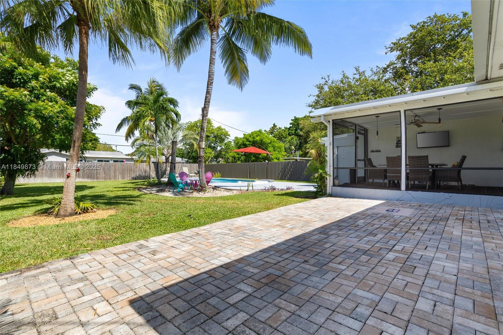 Dania Beach, Florida, 33004, United States, 3 Bedrooms Bedrooms, ,2 BathroomsBathrooms,Residential,For Sale,1907559