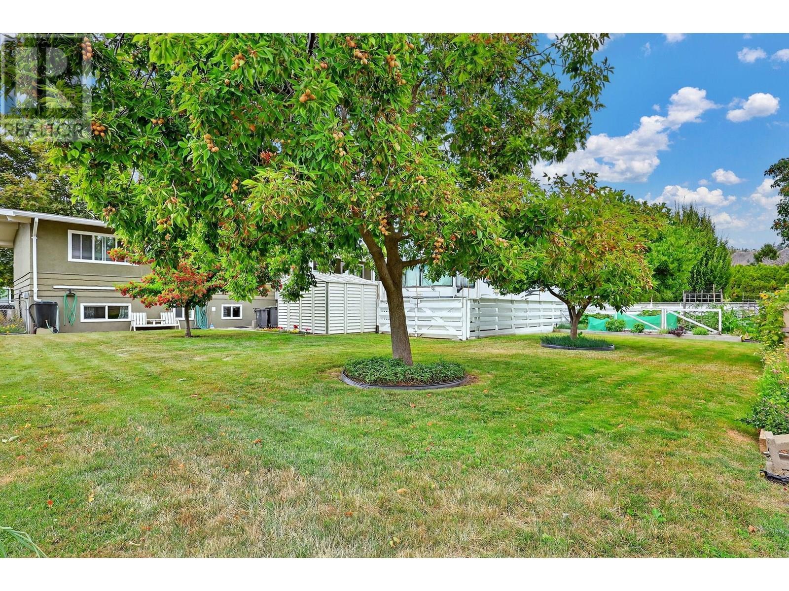 KELOWNA, British Columbia, V1Y 3S7, CA, 5 Bedrooms Bedrooms, ,2 BathroomsBathrooms,Residential,For Sale,1902795
