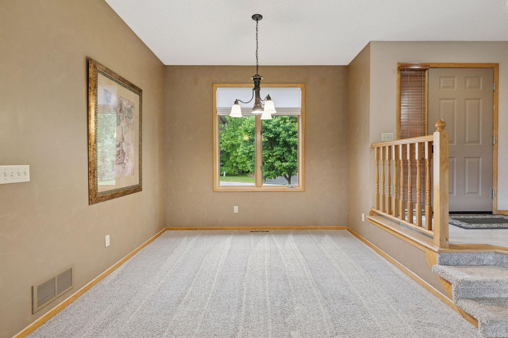 Lakeville, Minnesota, 55044, United States, 4 Bedrooms Bedrooms, ,1 BathroomBathrooms,Residential,For Sale,1867089