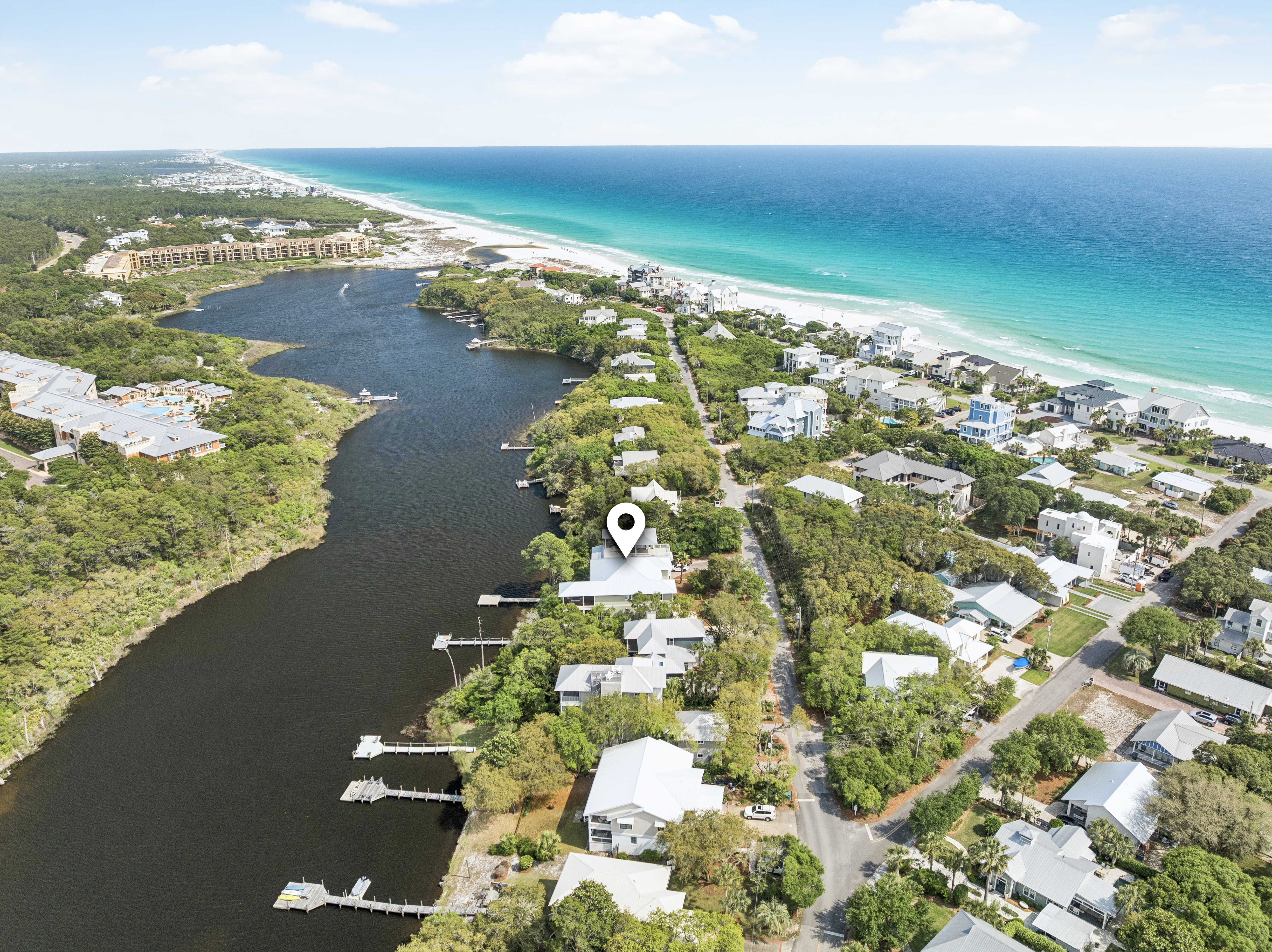  Waterfront Estate With New Dock On Big Redfish Lake - 物件實景