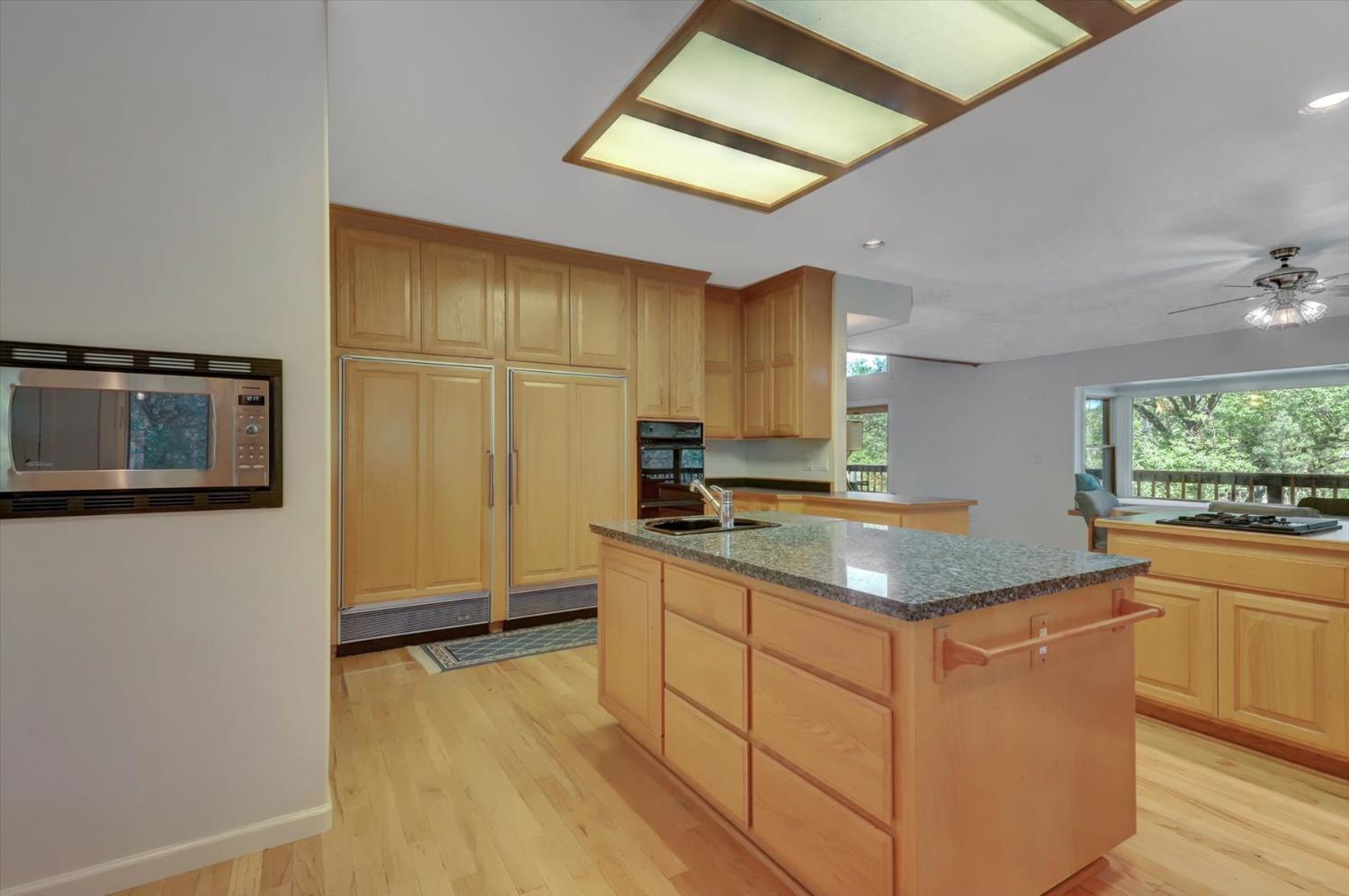 Penn Valley, California, 95946, United States, 3 Bedrooms Bedrooms, ,4 BathroomsBathrooms,Residential,For Sale,1798374