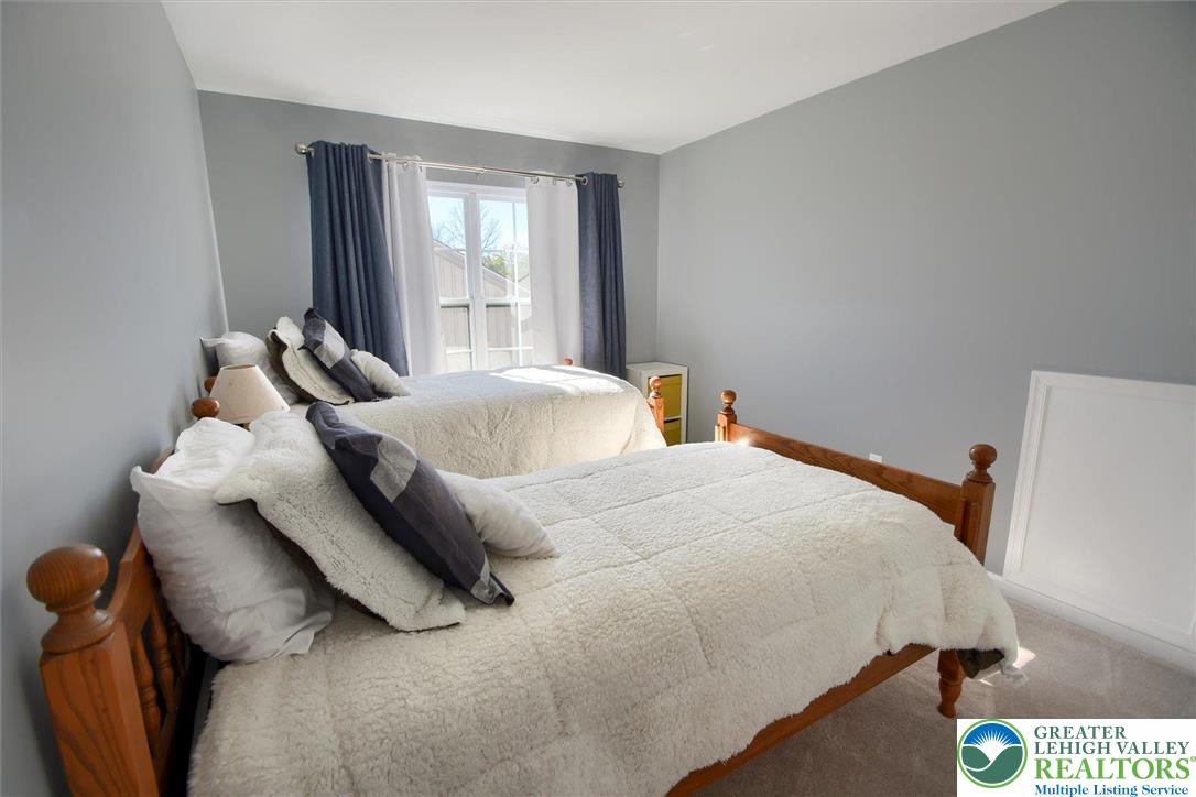 Upper Milford Twp, Pennsylvania, 18049, United States, 3 Bedrooms Bedrooms, ,3 BathroomsBathrooms,Residential,For Sale,1960503