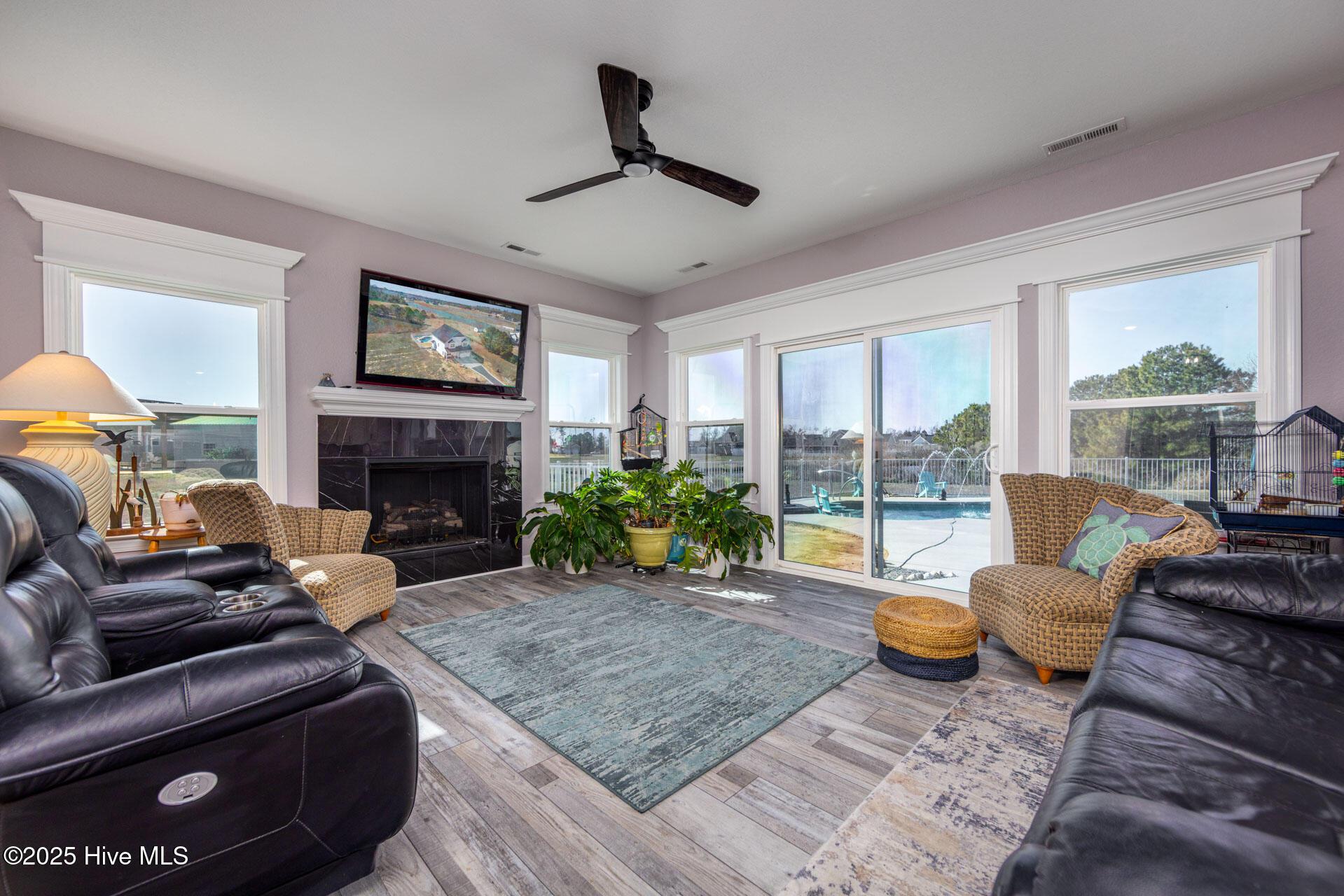 Elizabeth City, North Carolina, 27909, United States, 4 Bedrooms Bedrooms, ,3 BathroomsBathrooms,Residential,For Sale,1729027