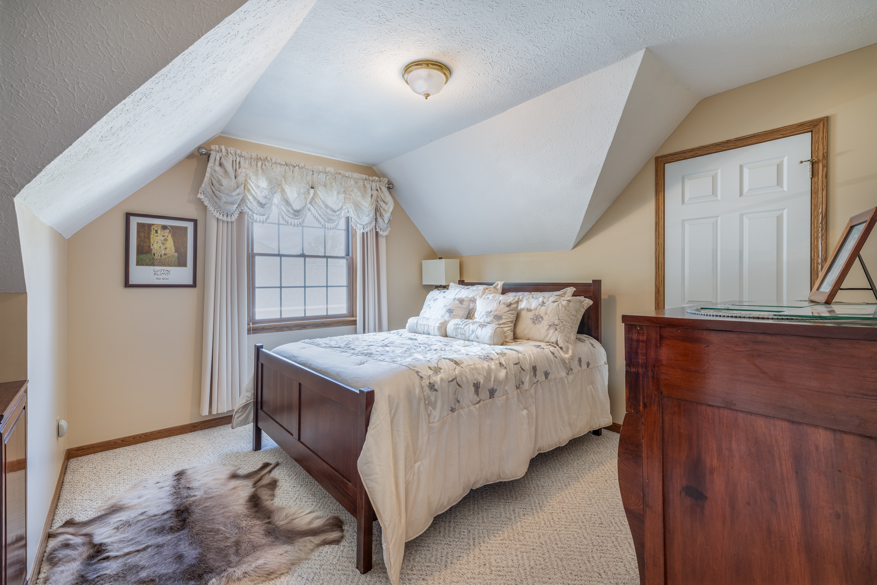 Vermilion, Ohio, 44089, United States, 4 Bedrooms Bedrooms, ,3 BathroomsBathrooms,Residential,For Sale,1978038