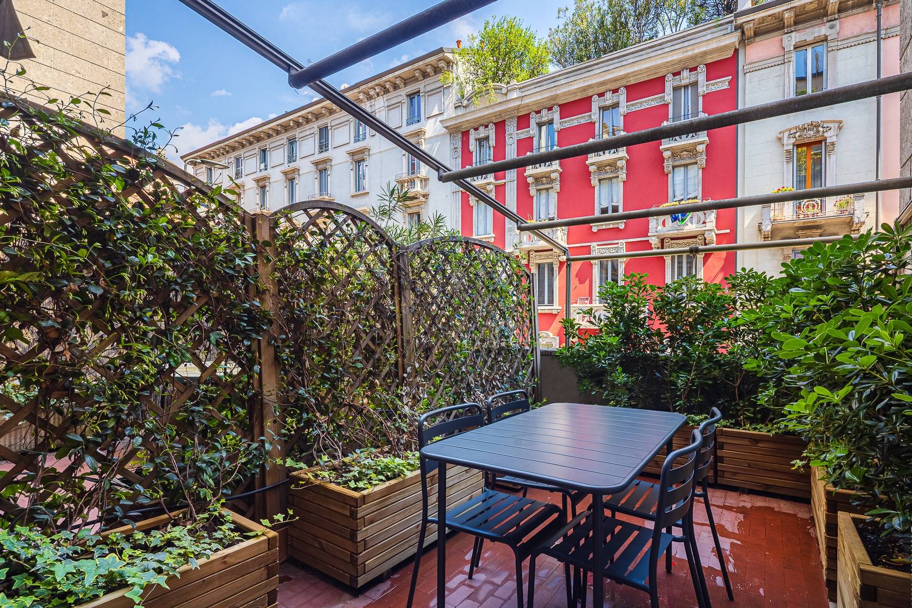  Renovated apartment with terrace in the heart of Milan - 物件實景