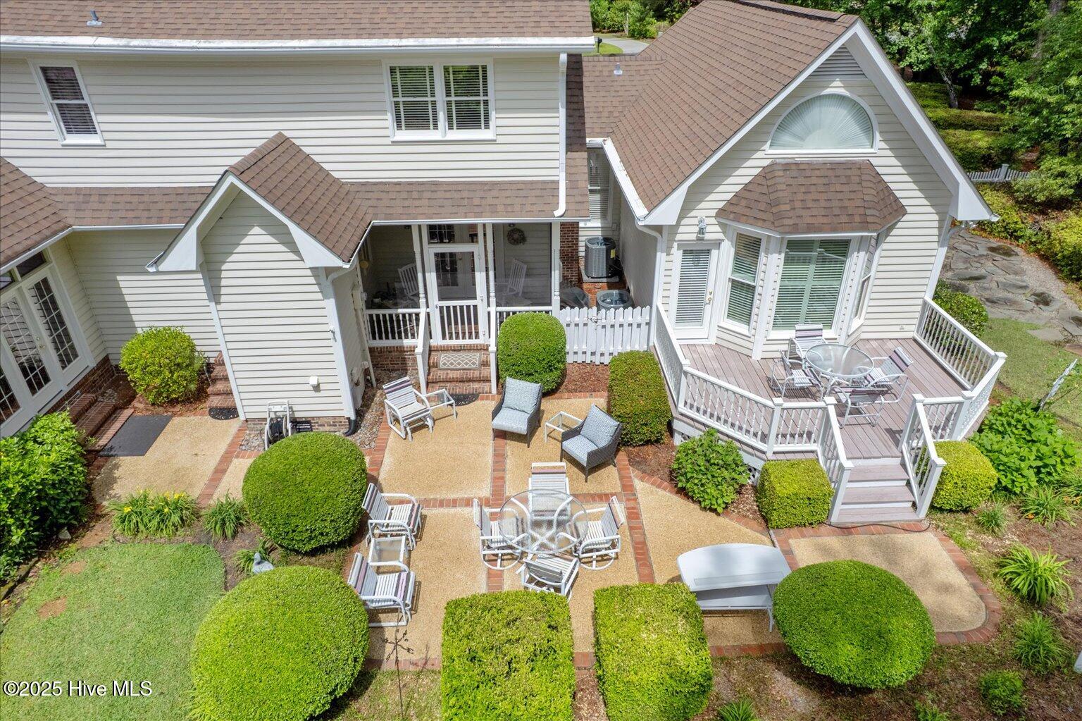 Wilmington, North Carolina, 28403, United States, 4 Bedrooms Bedrooms, ,4 BathroomsBathrooms,Residential,For Sale,1818809