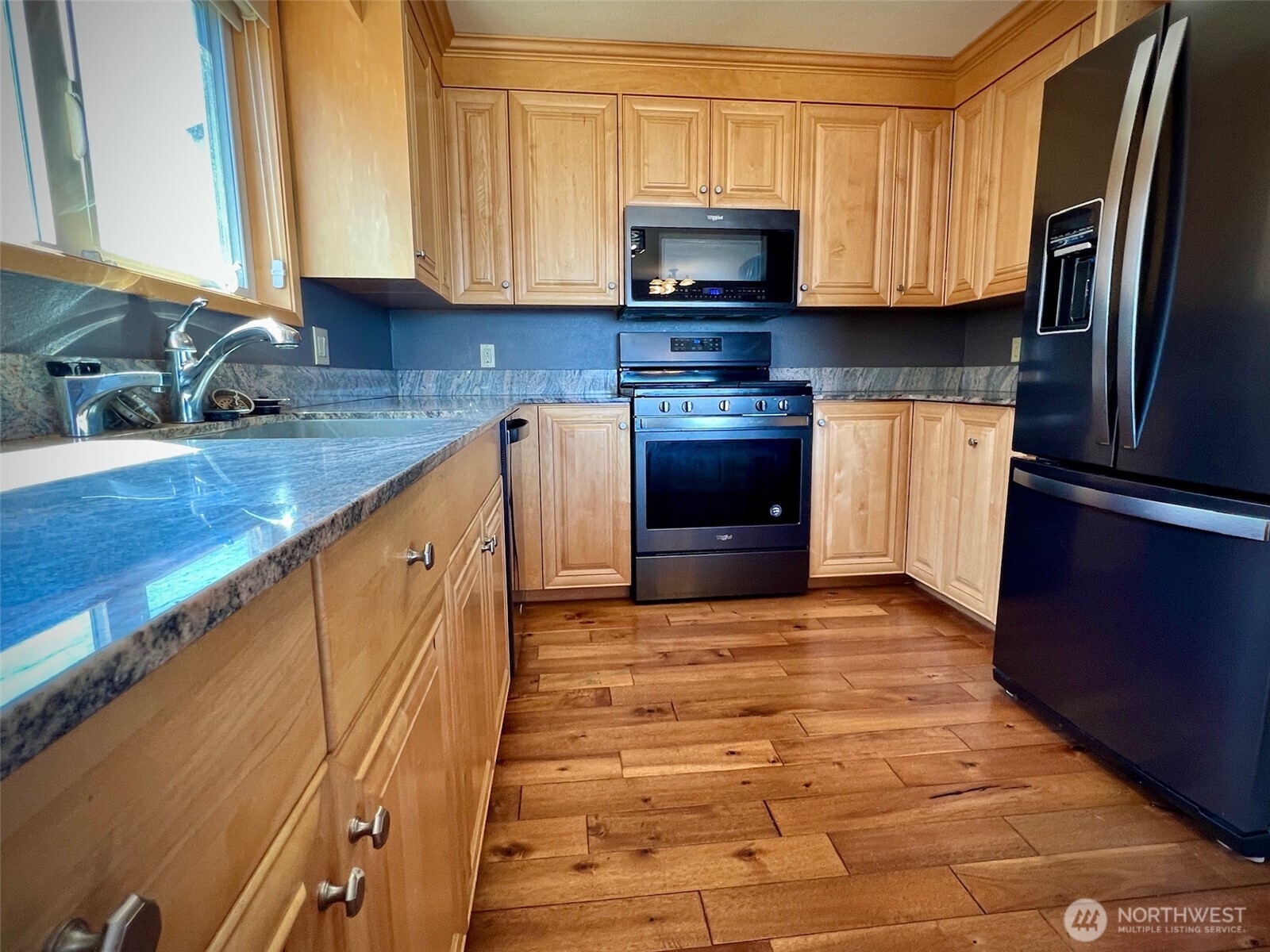 Oak Harbor, Washington, 98277, United States, 3 Bedrooms Bedrooms, ,1 BathroomBathrooms,Residential,For Sale,1983313