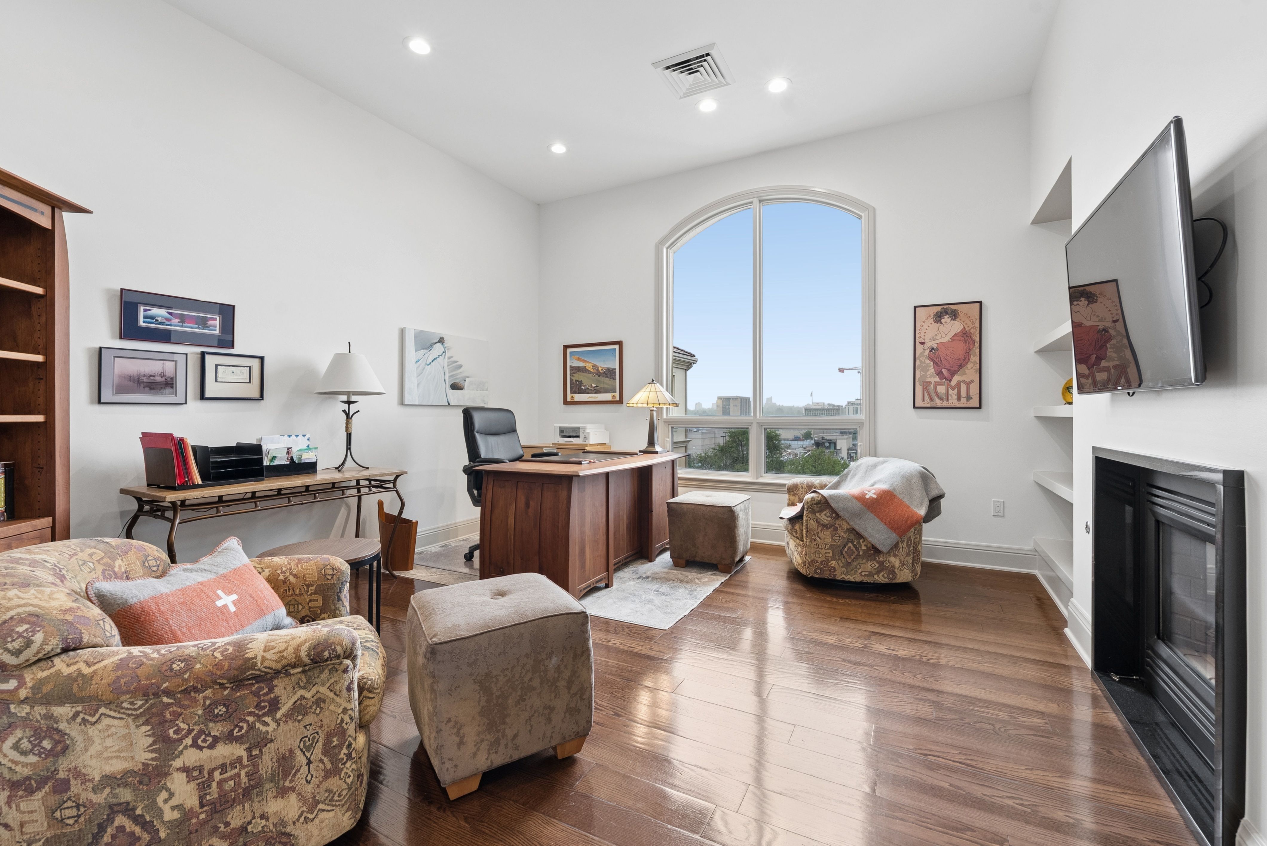  Beautifully Updated Penthouse Residence In The Heart Of Cherry Creek - 物件實景