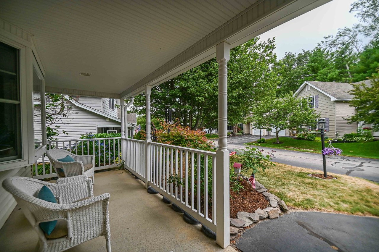 York, Maine, 03909, United States, 2 Bedrooms Bedrooms, ,2 BathroomsBathrooms,Residential,For Sale,1896893