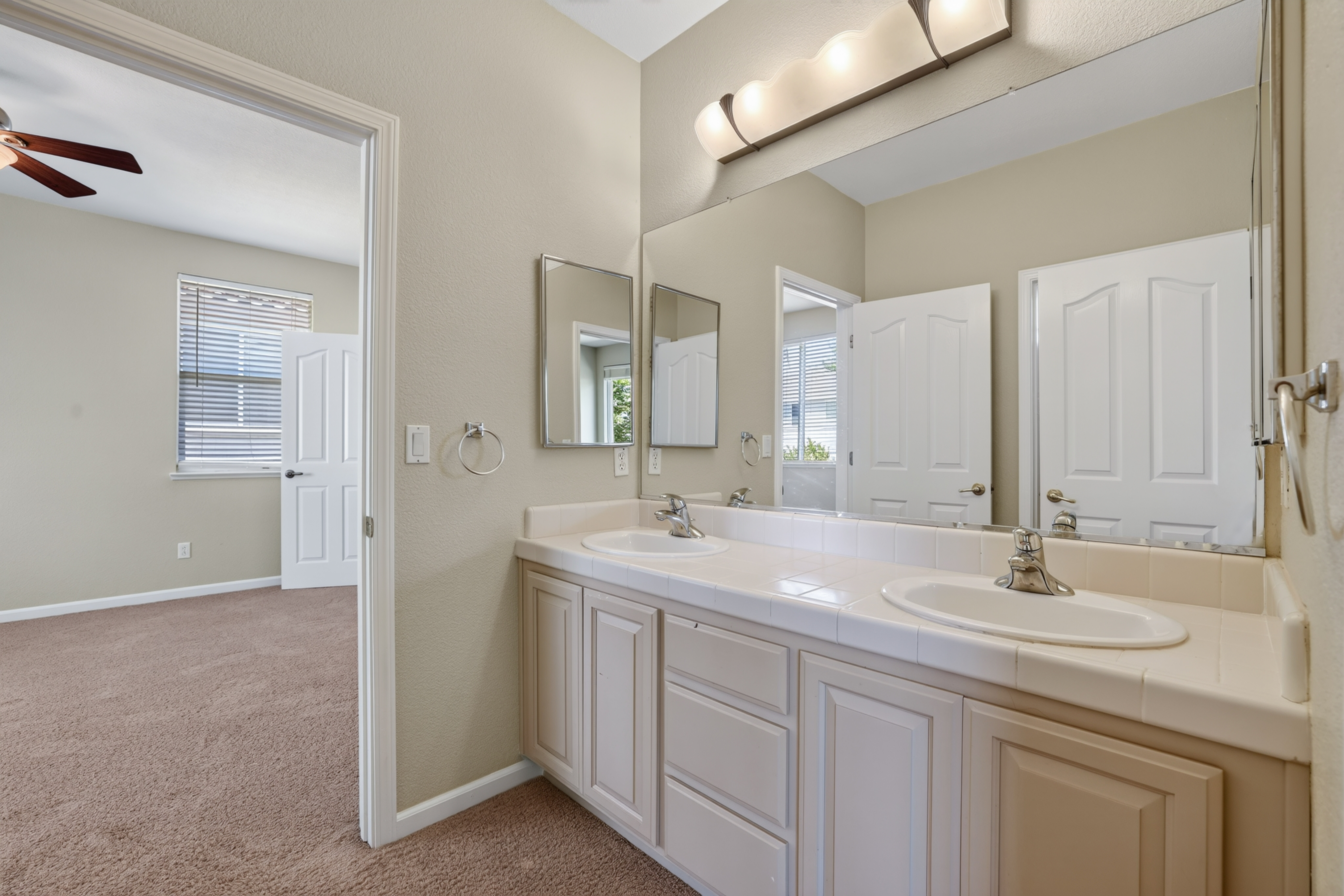  2519 Parkcrest Way, Roseville, CA, 95747 - 物件實景