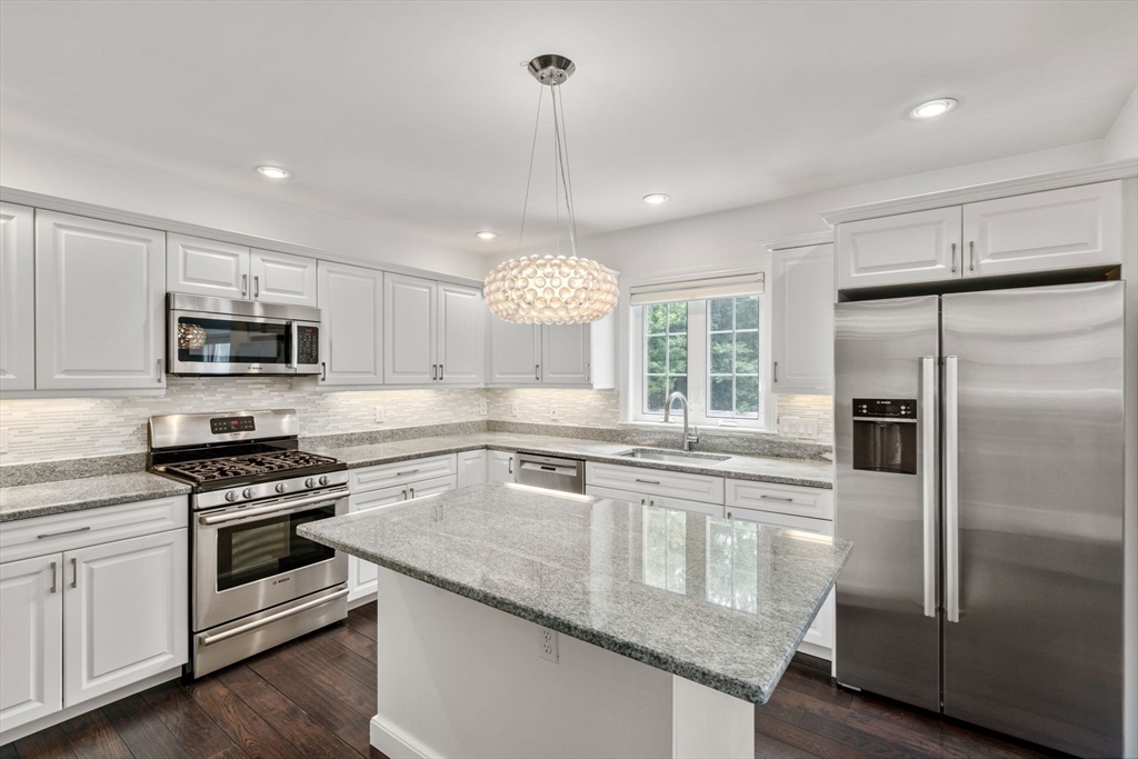 Natick, Massachusetts, 01760, United States, 3 Bedrooms Bedrooms, ,3 BathroomsBathrooms,Residential,For Sale,1941867