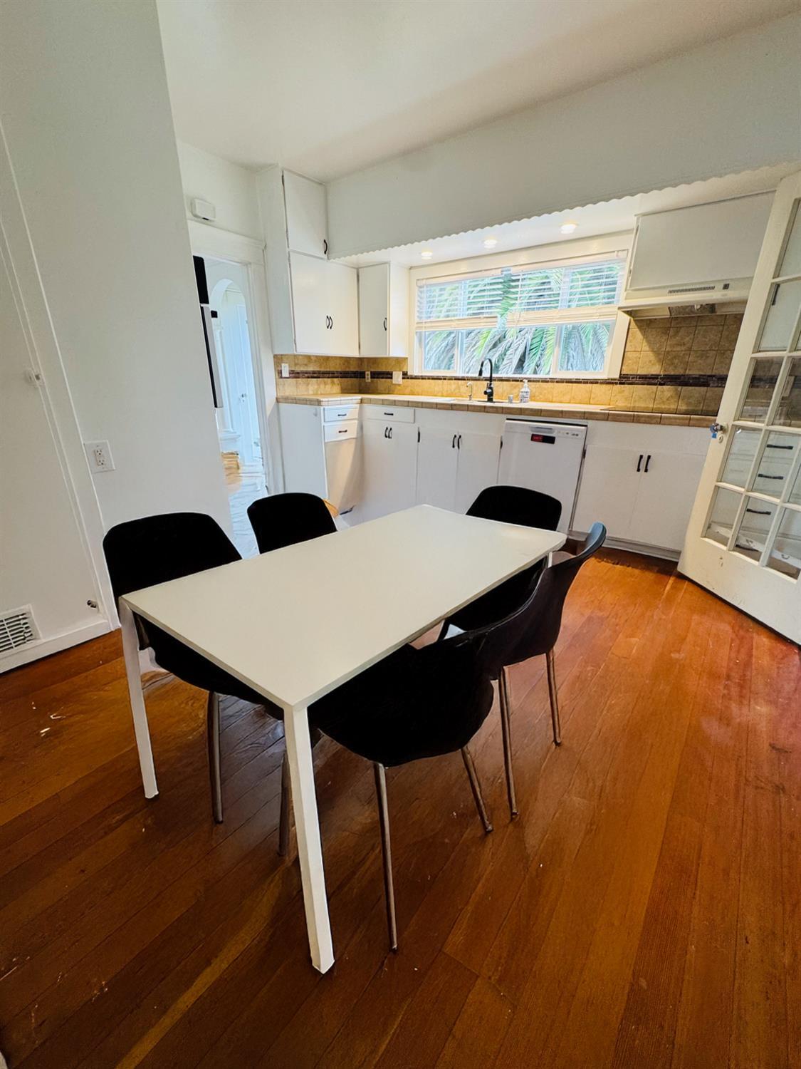 Santa Cruz, California, 95060, United States, 3 Bedrooms Bedrooms, ,2 BathroomsBathrooms,Residential,For Sale,2001181