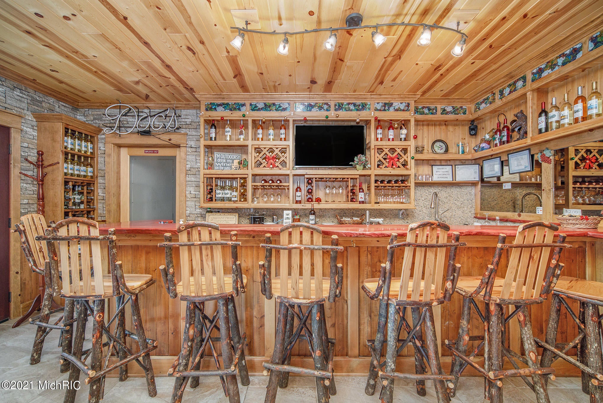 Harbor Springs, Michigan, 49740, United States, 5 Bedrooms Bedrooms, ,6 BathroomsBathrooms,Residential,For Sale,1914650