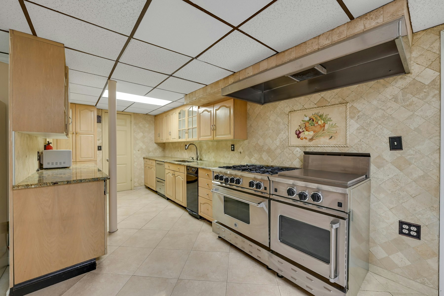  139 Middlesex Avenue, Englewood Cliffs, NJ 07632 - 物件實景
