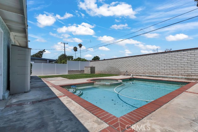 Whittier, California, 90605, United States, 3 Bedrooms Bedrooms, ,2 BathroomsBathrooms,Residential,For Sale,1928742