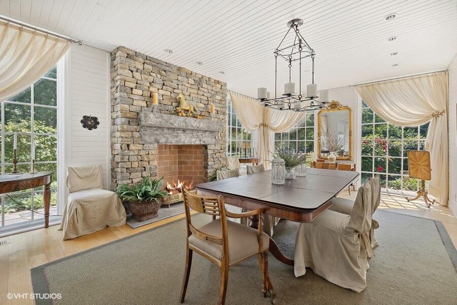 Lakeside, Michigan, 49116, United States, 3 Bedrooms Bedrooms, ,8 BathroomsBathrooms,Residential,For Sale,1785072