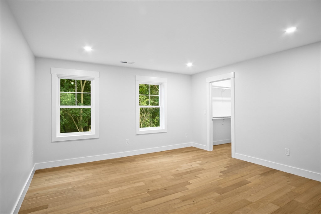 Attleboro, Massachusetts, 02703, United States, 4 Bedrooms Bedrooms, ,3 BathroomsBathrooms,Residential,For Sale,1905664