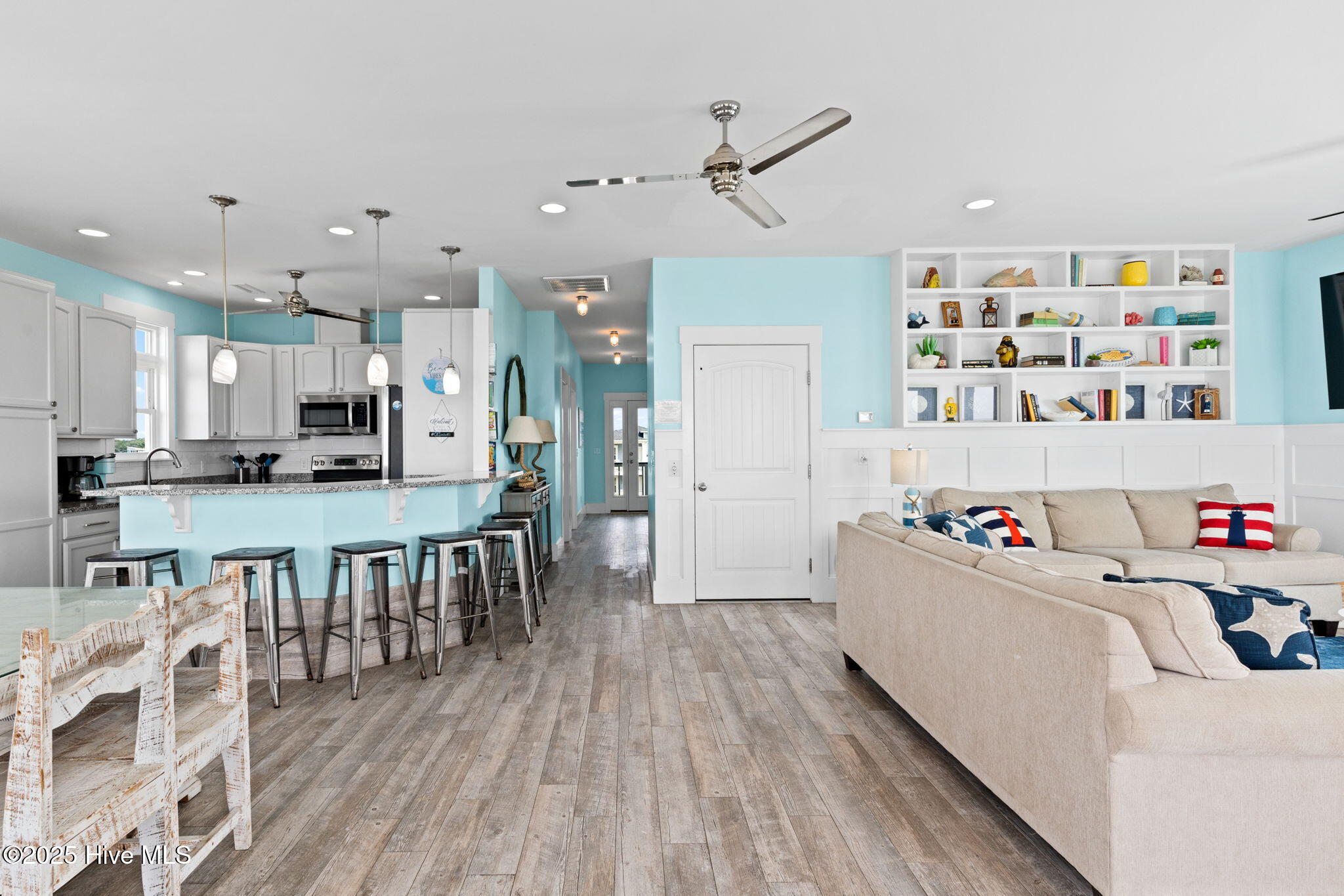 Oak Island, North Carolina, 28465, United States, 5 Bedrooms Bedrooms, ,5 BathroomsBathrooms,Residential,For Sale,1974906