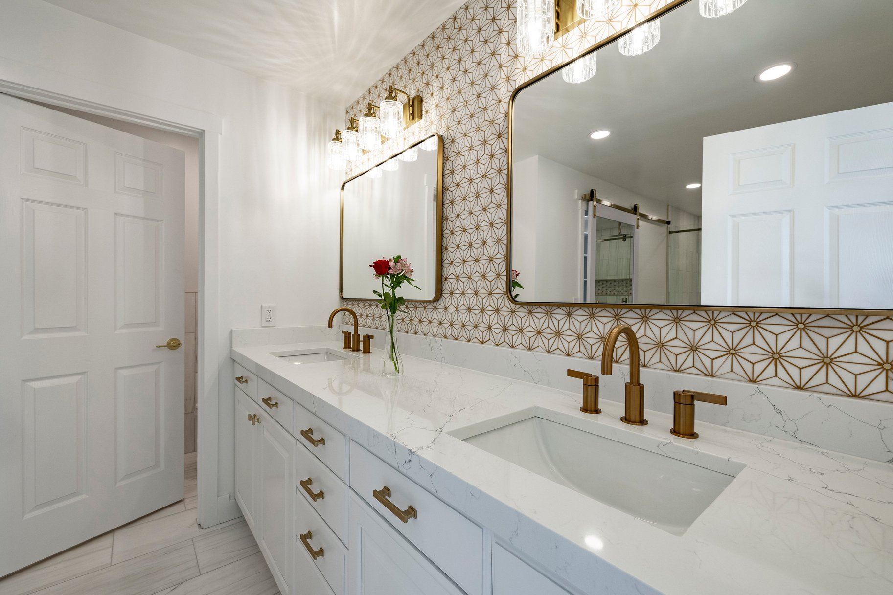  Fully Remodeled Colonial in Prestigious Federal Heights on a Large ~3/4 acre lot - 物件實景