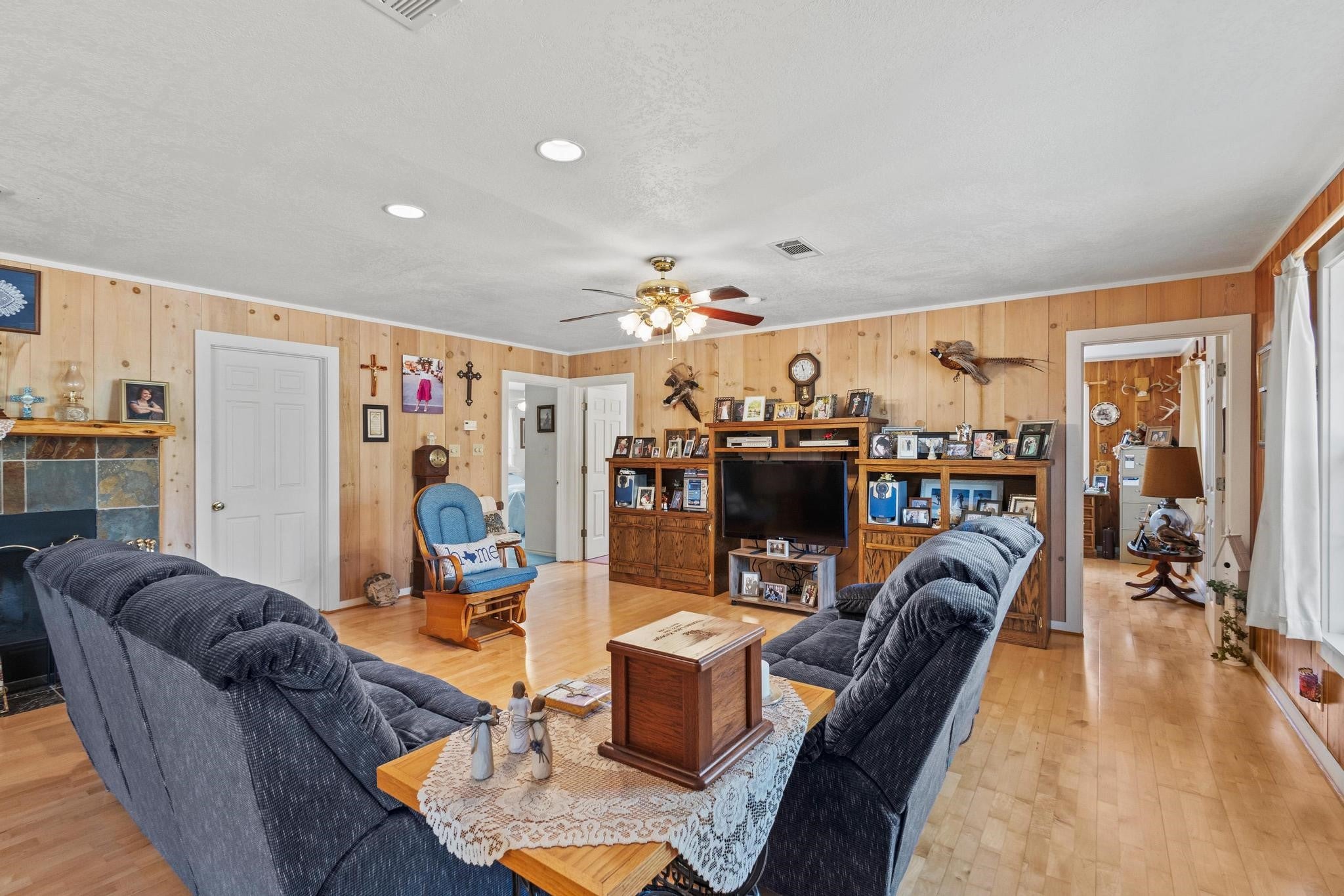 Ivanhoe, Texas, 75447, United States, 3 Bedrooms Bedrooms, ,2 BathroomsBathrooms,Residential,For Sale,1974689