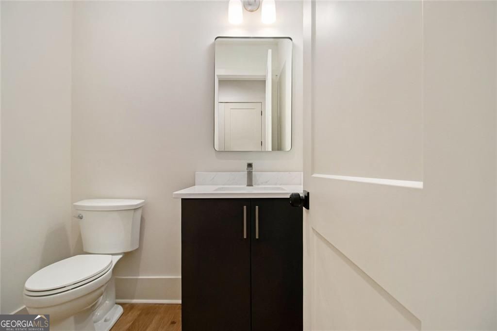 Atlanta, Georgia, 30342, United States, 6 Bedrooms Bedrooms, ,8 BathroomsBathrooms,Residential,For Sale,1858918
