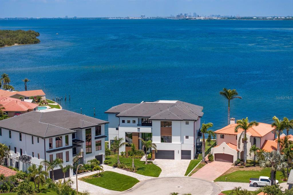 St Petersburg, Florida, 33703, United States, 5 Bedrooms Bedrooms, ,6 BathroomsBathrooms,Residential,For Sale,1856126